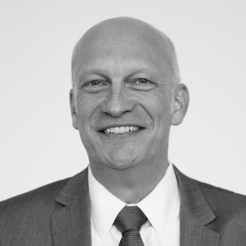 Autorenportrait Hans Ess