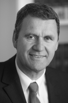 Prof. Dr. M. A. Albrecht  Cordes