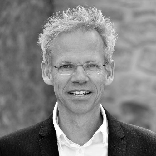 Autorenportrait Dirk Petersdorff