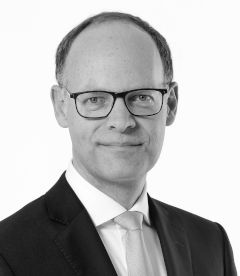 Autorenportrait Claus-Henrik Horn