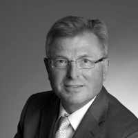 Prof. Dr. Udo  Bühler