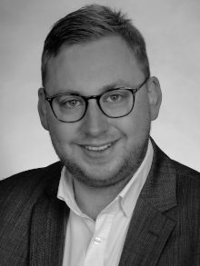Prof. Dr. Alexander  Pionteck, M.A.