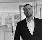 Dr. Henrik Eibenstein