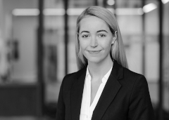Dr. Stephanie  Glöckle