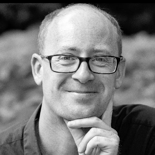 Autorenportrait Philipp Lenhard