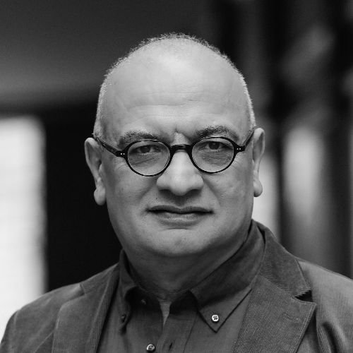 Autorenportrait Omar Kamil