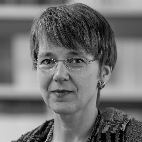 Autorenportrait Nicole Mayer-Ahuja