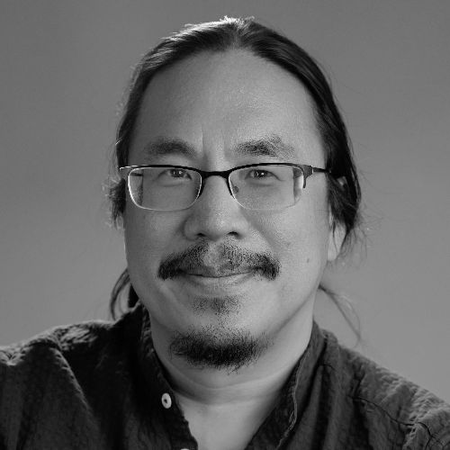 Autorenportrait C. Thi Nguyen