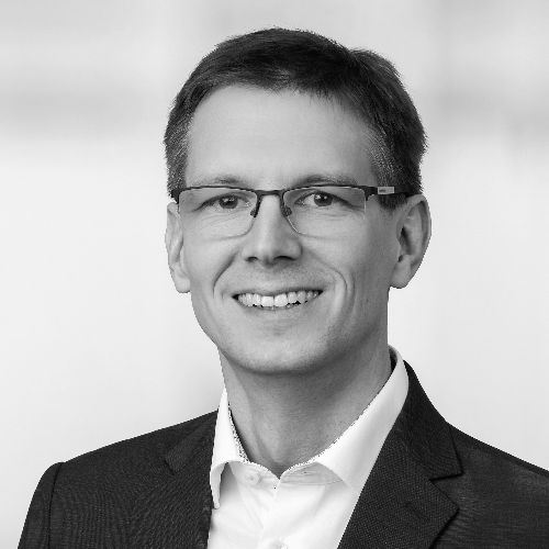 Autorenportrait Patrick Bernau