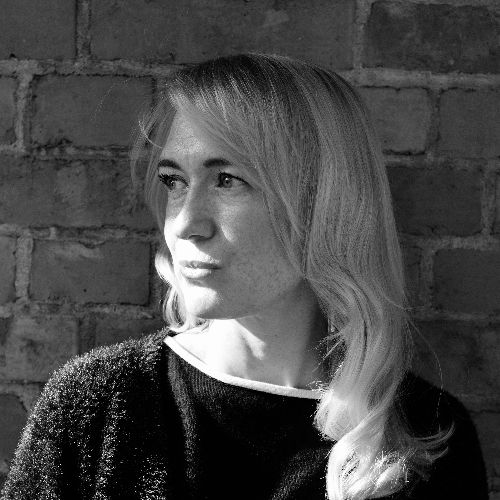 Autorenportrait Anousch Mueller